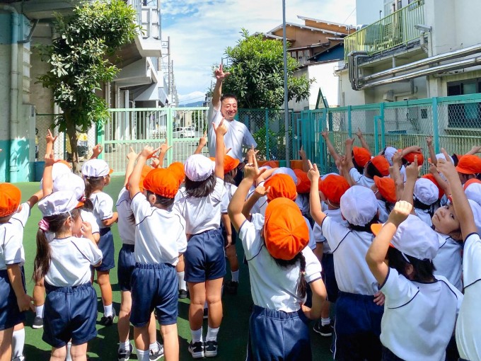 幼稚園学校など出張指導風景